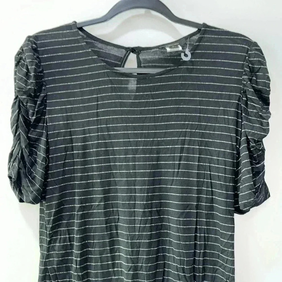 Espresso Black Ruched Sleeve Keyhole Closure Top Size S NWOT - Picture 2 of 8